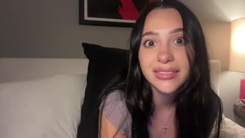 Vanessa online show from May 14, 2026, 2:29 am