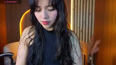 Snapshot of hani_amber_tx chatting on June 25, 2026, 12:42 pm Follow me.. Live 730 to 1400 online show from June 25, 2026, 12:42 pm