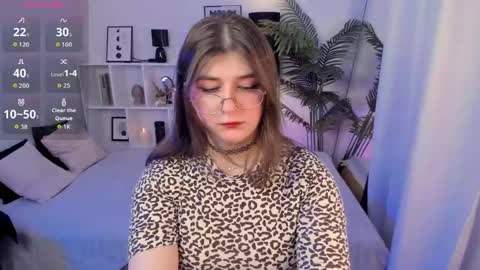 Hania online show from May 17, 2026, 5:42 pm