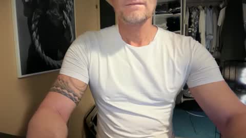 hanky online show from December 30, 2024, 9:48 am