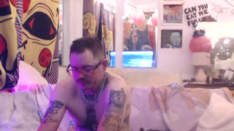 hank rams online show from July 28, 2026, 1:12 am