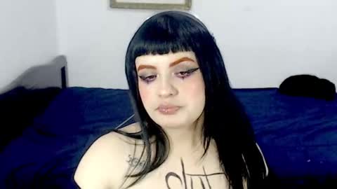 Snapshot of hanna99moon chatting on October 3, 2025, 7:16 am JUANA online show from October 3, 2025, 7:16 am