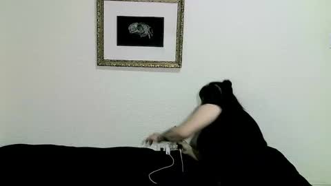 Snapshot of hanna99moon chatting on November 19, 2025, 12:38 pm JUANA online show from November 19, 2025, 12:38 pm