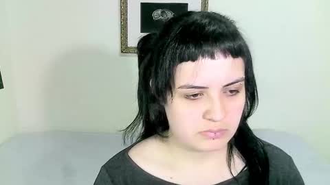 Snapshot of hanna99moon chatting on November 20, 2025, 3:12 pm JUANA online show from November 20, 2025, 3:12 pm