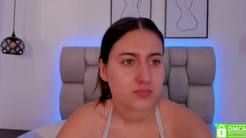 Snapshot of hanna__evans_ chatting on May 20, 2026, 11:27 am hanna__evans_ online show from May 20, 2026, 11:27 am