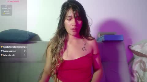 Hanna  online show from May 18, 2026, 4:13 pm