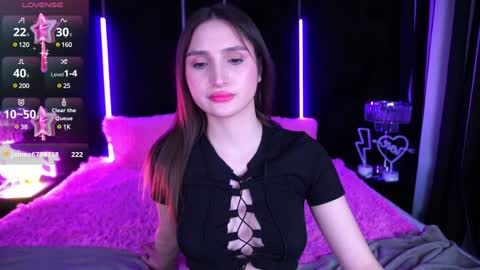 hanna__klein online show from January 15, 2025, 9:56 am