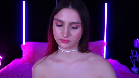 hanna__klein online show from January 26, 2025, 9:51 am