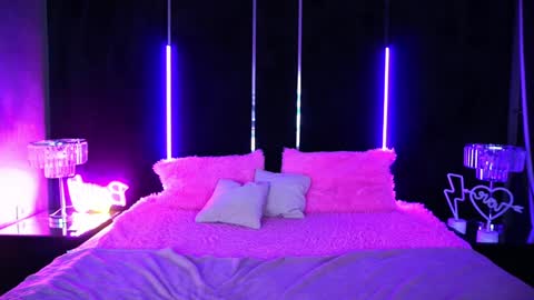 hanna__klein online show from January 31, 2025, 7:07 am