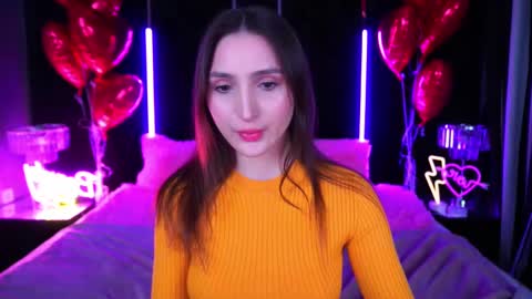 hanna__klein online show from February 13, 2025, 7:03 am