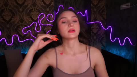 hanna__klein online show from February 27, 2025, 9:22 am