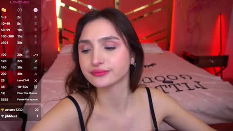 hanna__klein online show from March 7, 2025, 9:51 am
