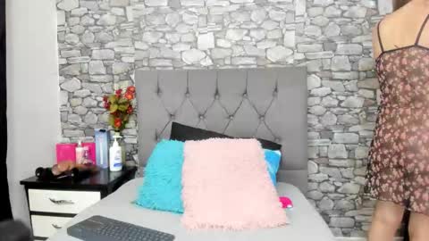 Snapshot of hanna_bell11 chatting on November 21, 2025, 2:10 am Hanna online show from November 21, 2025, 2:10 am