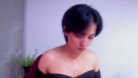 Sara online show from March 5, 2025, 7:17 pm