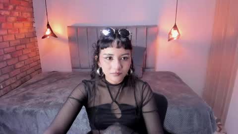 Hanna clark online show from April 17, 2026, 12:08 pm
