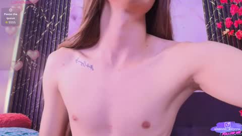 Snapshot of hanna_evanns_ chatting on May 2, 2026, 8:14 pm Hanna online show from May 2, 2026, 8:14 pm