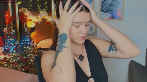 Hanna online show from December 19, 2025, 1:56 am