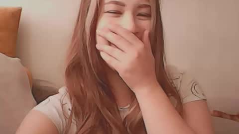 Snapshot of hanna_kiss chatting on January 7, 2025, 5:42 pm Anna online show from January 7, 2025, 5:42 pm