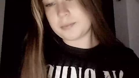 Snapshot of hanna_kiss chatting on February 3, 2025, 12:58 am Anna online show from February 3, 2025, 12:58 am