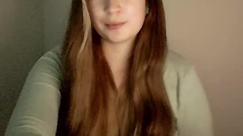 Snapshot of hanna_kiss chatting on February 5, 2025, 6:35 am Anna online show from February 5, 2025, 6:35 am