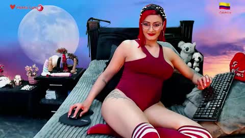 Snapshot of hanna_luna chatting on February 13, 2026, 9:05 am Hanna online show from February 13, 2026, 9:05 am