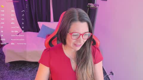 hanna_ma online show from May 6, 2026, 12:21 pm