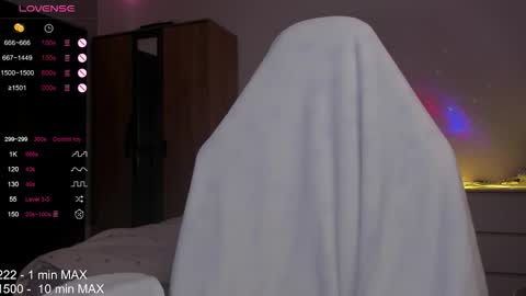 hanna montanas online show from November 25, 2025, 7:36 pm