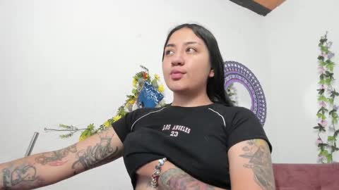 Camila online show from December 31, 2024, 2:58 pm