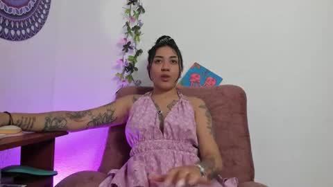 Camila online show from January 15, 2025, 5:58 pm