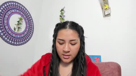 Camila online show from January 22, 2025, 6:41 pm