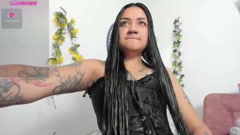 Camila online show from March 1, 2025, 7:04 pm