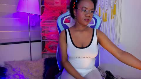 Hanna online show from October 7, 2025, 10:18 pm