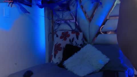 hanna_plum online show from October 20, 2025, 8:42 pm