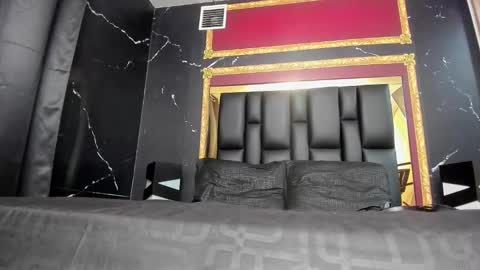 EVA online show from December 14, 2024, 5:29 am