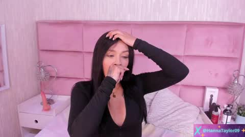 Snapshot of hanna_taylorr chatting on April 9, 2026, 8:42 am Hanna online show from April 9, 2026, 8:42 am