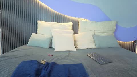 Akane Tendo online show from February 19, 2026, 6:42 am