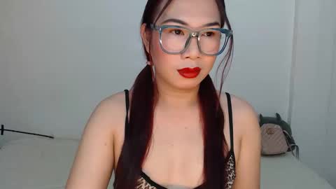 Snapshot of hannabanana_ts chatting on September 22, 2025, 1:29 am Hannah online show from September 22, 2025, 1:29 am