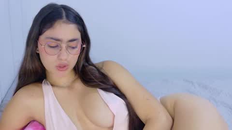 Hanna Connor online show from December 18, 2025, 6:08 am