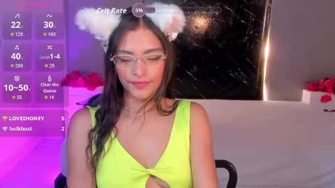 hannacooper3 online show from September 9, 2025, 6:07 pm