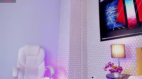 Snapshot of hannadowling_gh chatting on October 2, 2025, 3:13 am Hanna online show from October 2, 2025, 3:13 am