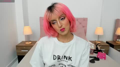 Hannah online show from April 30, 2026, 7:42 pm