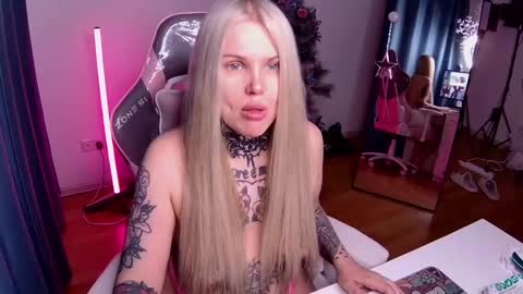 Hannah online show from January 15, 2025, 2:49 am