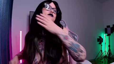 Hannah online show from February 1, 2025, 8:29 am