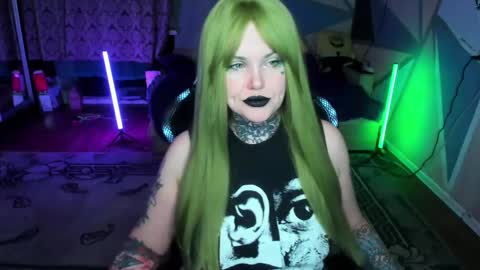 Hannah online show from March 5, 2025, 12:59 am