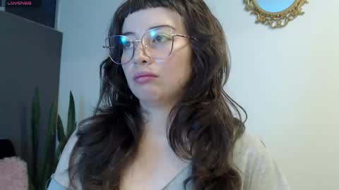 HannahHexx online show from April 28, 2026, 4:17 am