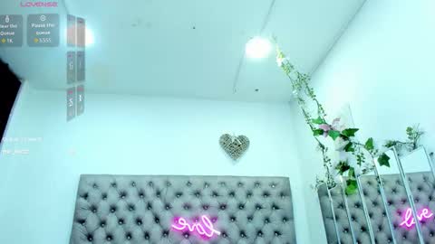 Snapshot of hannah_miller__ chatting on September 29, 2025, 5:18 pm HANNAH MILLER online show from September 29, 2025, 5:18 pm