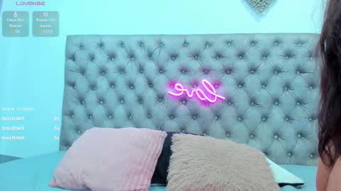 Snapshot of hannah_miller__ chatting on October 2, 2025, 5:53 pm HANNAH MILLER online show from October 2, 2025, 5:53 pm