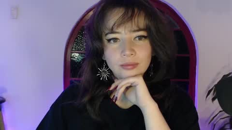 Snapshot of hannah_valhalla chatting on December 19, 2024, 3:29 am Hannah online show from December 19, 2024, 3:29 am