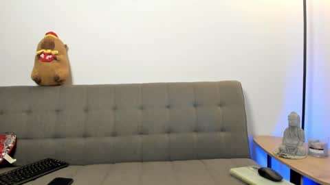 Hannah online show from May 14, 2026, 10:49 pm