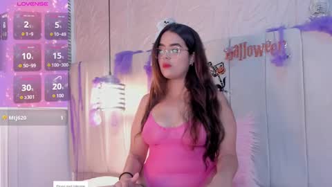 Snapshot of hannahcb_ chatting on October 20, 2025, 8:42 pm Hannah Lee online show from October 20, 2025, 8:42 pm